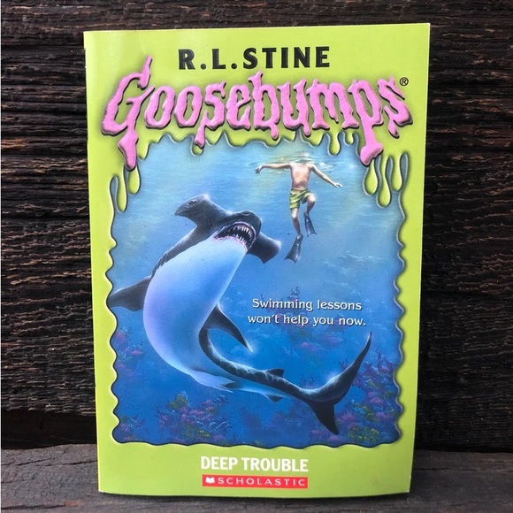 Goosebumps Book R.L. Stine kids youth Chapter book “Deep Trouble” 90’s💙 - Picture 1 of 11